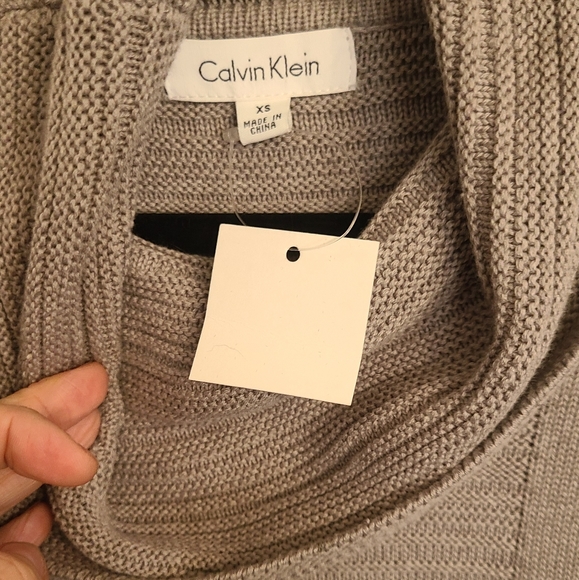 NWT Calvin Klein cowl neck sweater - Picture 4 of 4